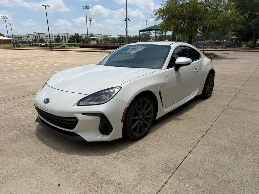 2022 Subaru Brz Limited — photo 1